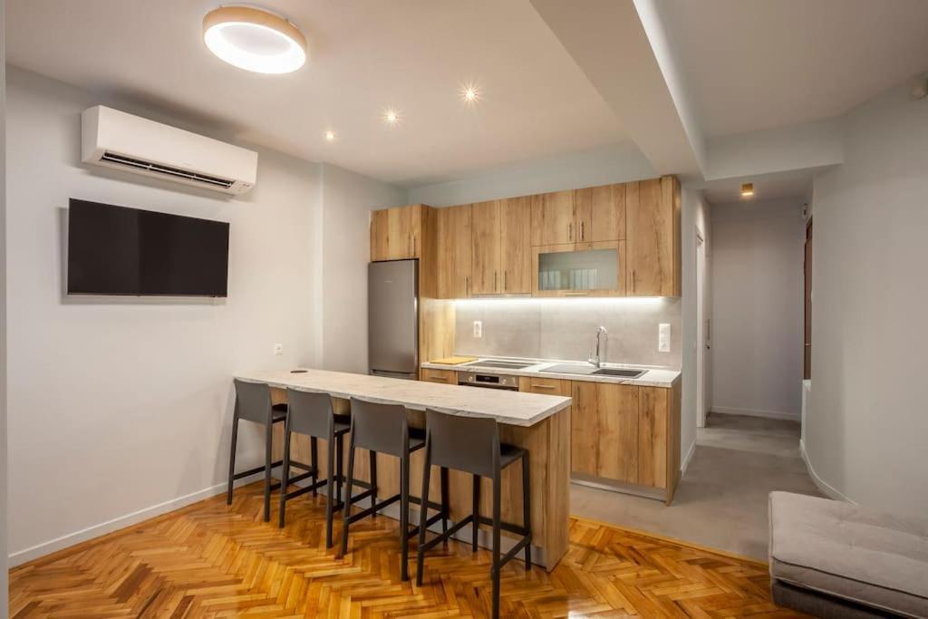 Karolou Ntil- Ground Floor Suite Thessaloniki Buitenkant foto